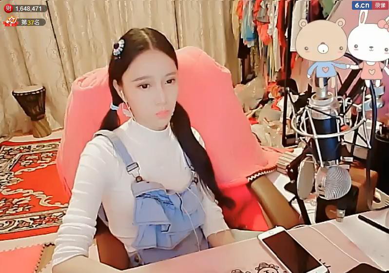 风中的风铃的图片