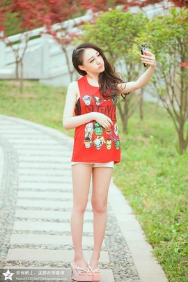 风中的风铃主播照片