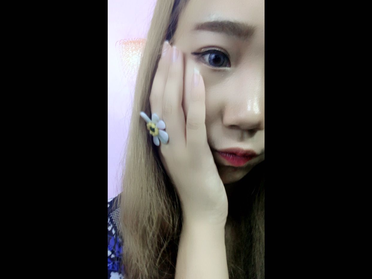 懿航啊主播照片