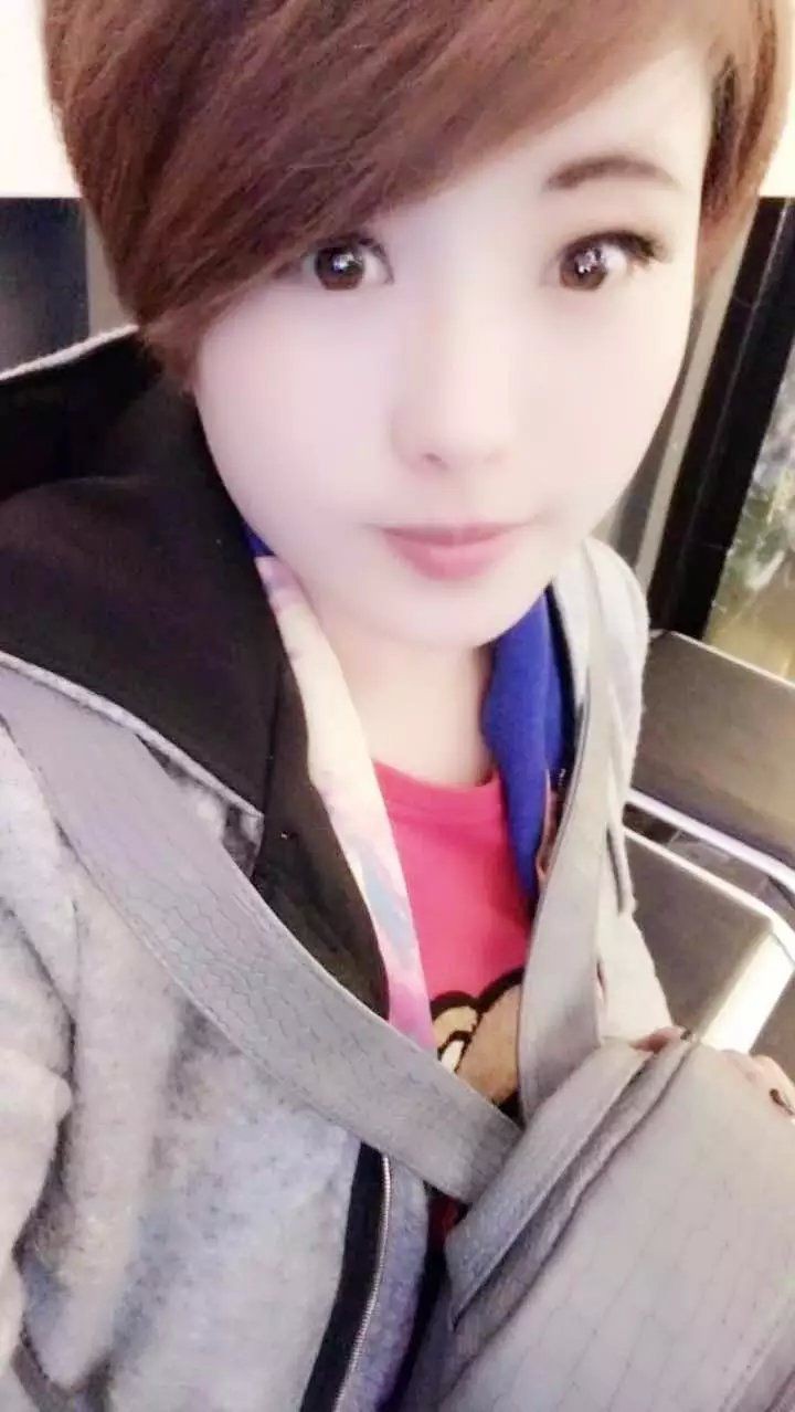 ╰❥丶谁在爱你﹍☂的图片