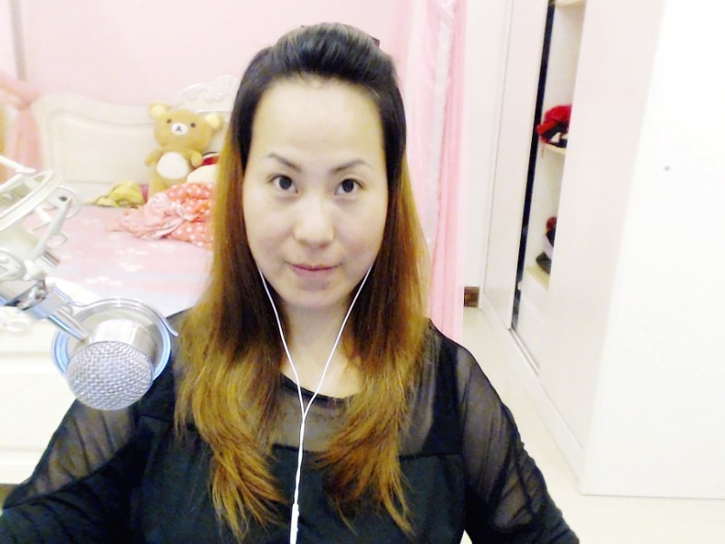 可可8!的主播海报