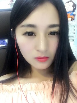 风中的风铃主播照片