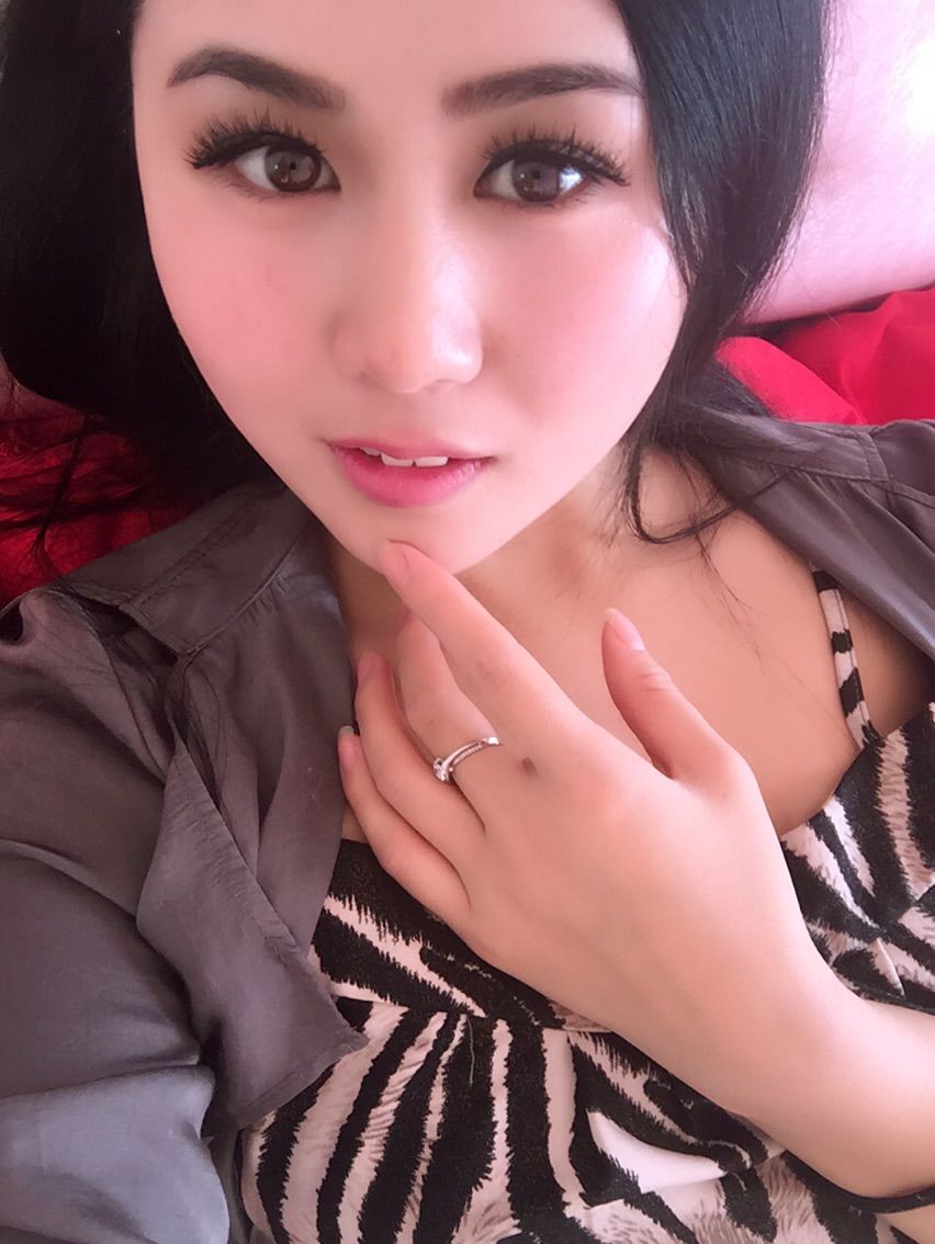 关官💋的主播照片