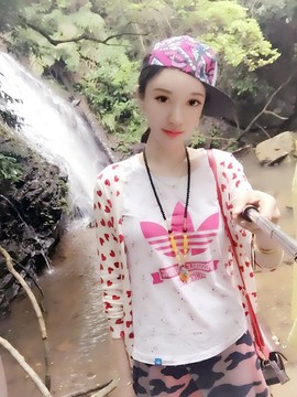 风中的风铃主播照片