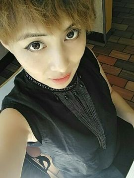 气质小神经~主播照片