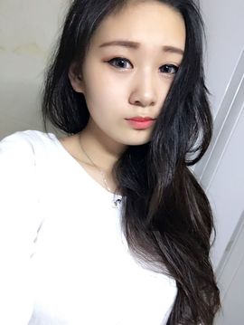 灬苒苒主播照片