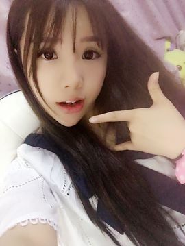 洛C~~主播照片