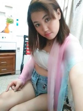 贞凡仁主播照片