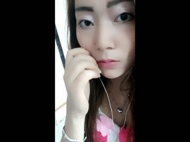 郎秀秀主播照片