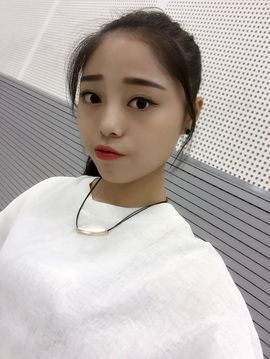 果果努力生冠主播照片