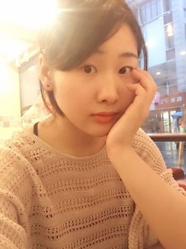 小青橘主播照片