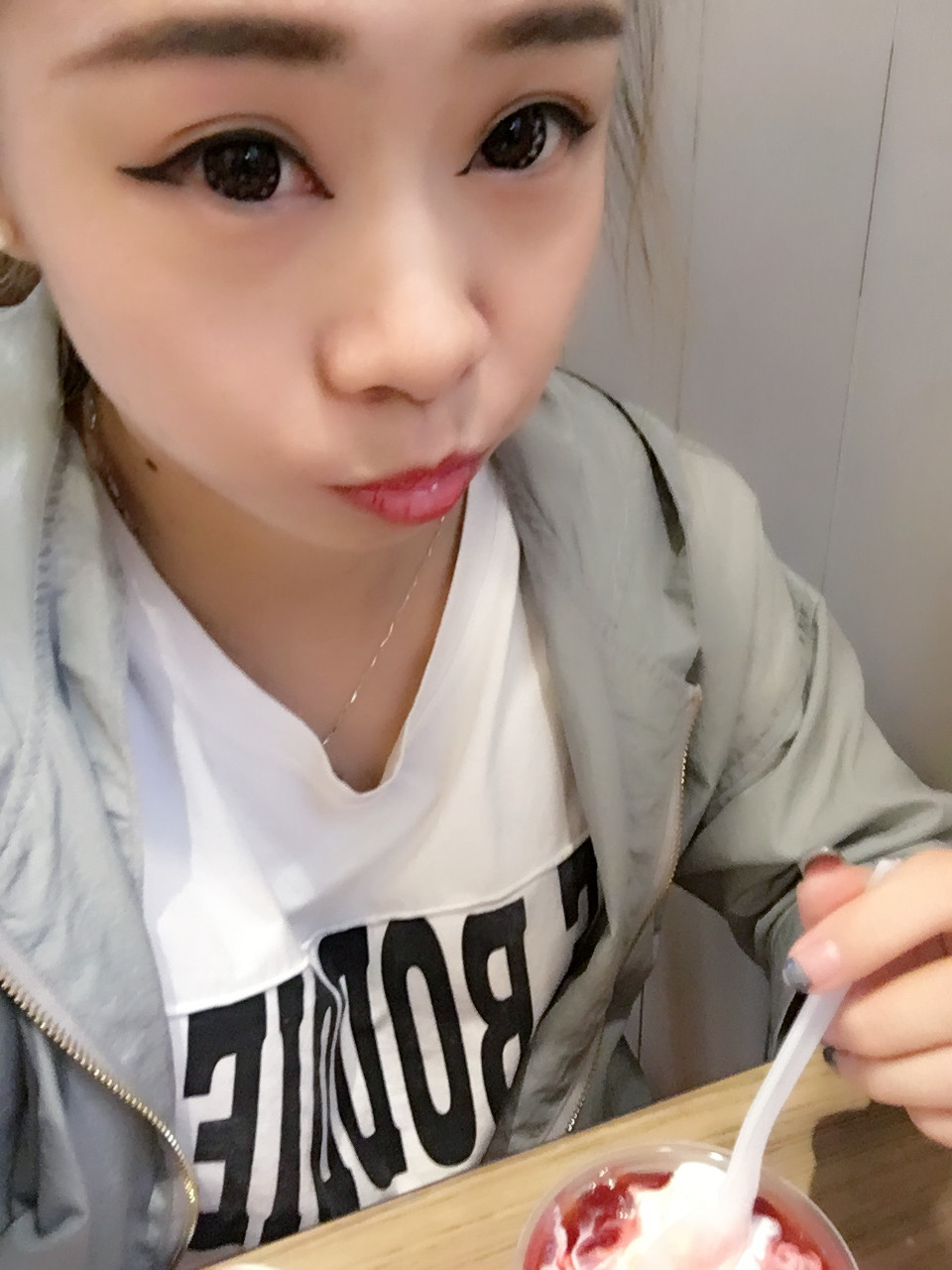 洛╮?つ小寶的主播照片