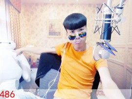 MC、小鱼儿主播照片