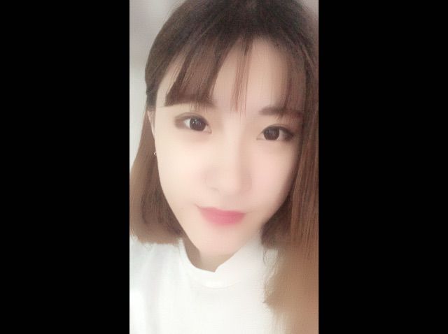 c曹曹的主播照片