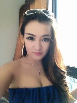 亲切家族主播照片