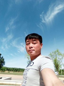 怪侠无敌主播照片