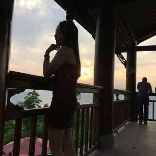媛若曦的主播照片