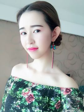 by💕奥黛丽赫本主播照片