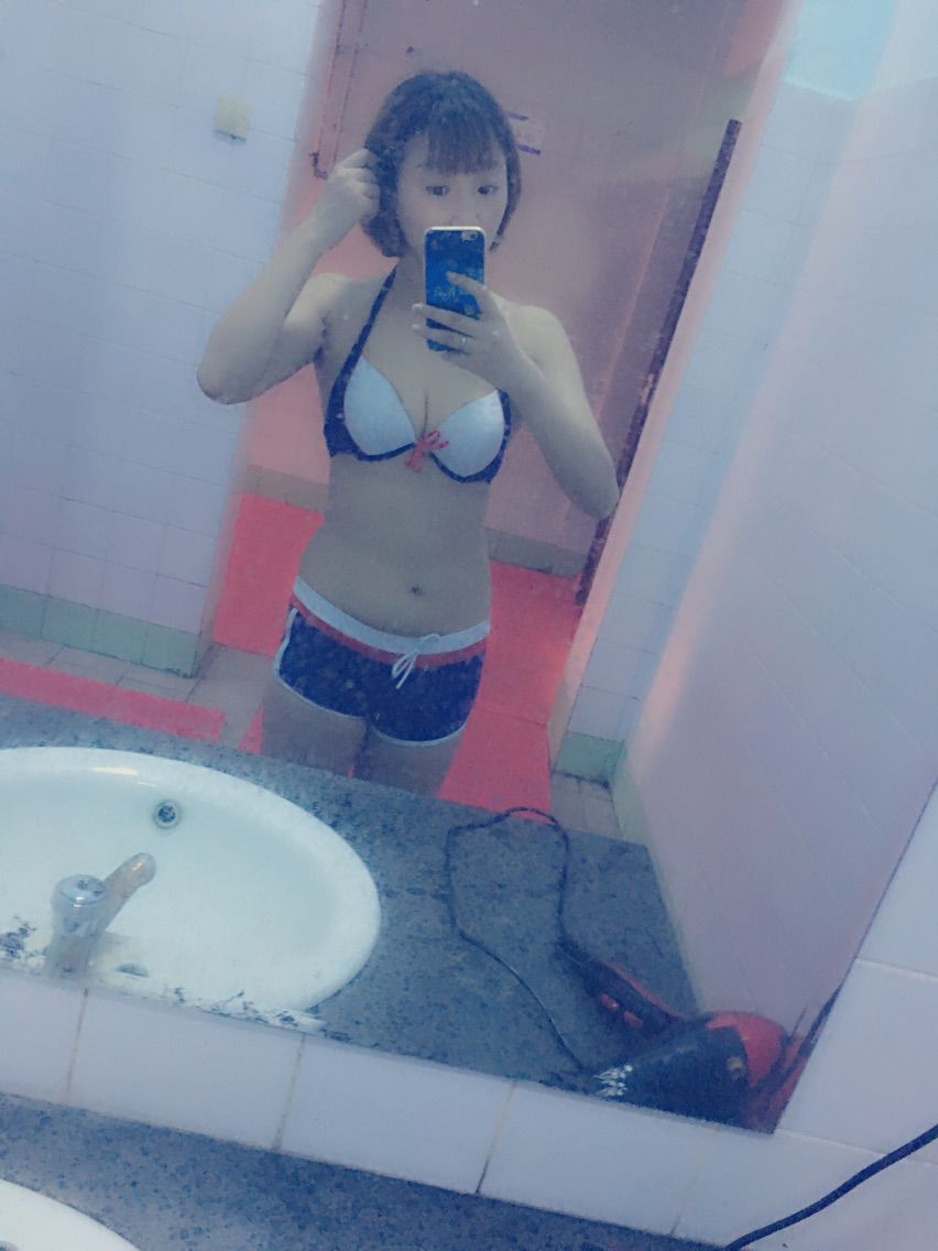 bra女神小琦段子手的主播照片