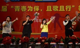 596068940主播照片