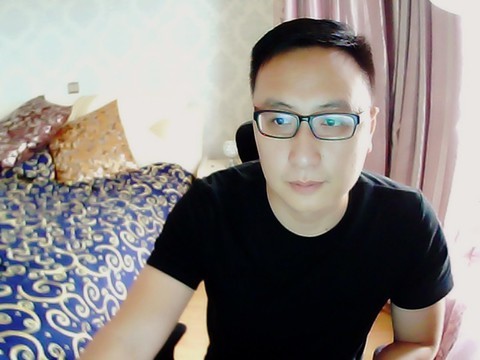 黎黎@浪漫野猫海报