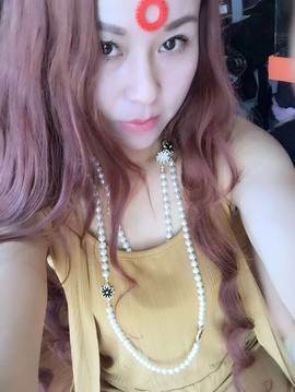 秀心乐主播照片
