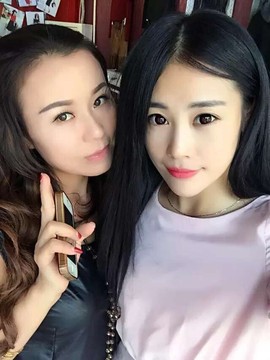 秀心乐主播照片