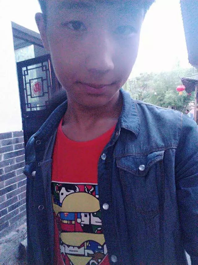 烟酒情话。h的主播照片