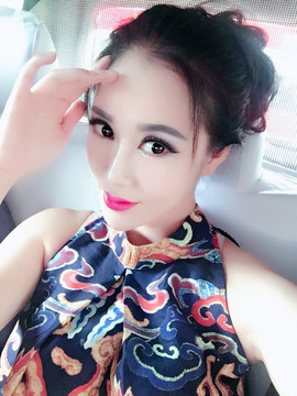 馨儿索主播照片