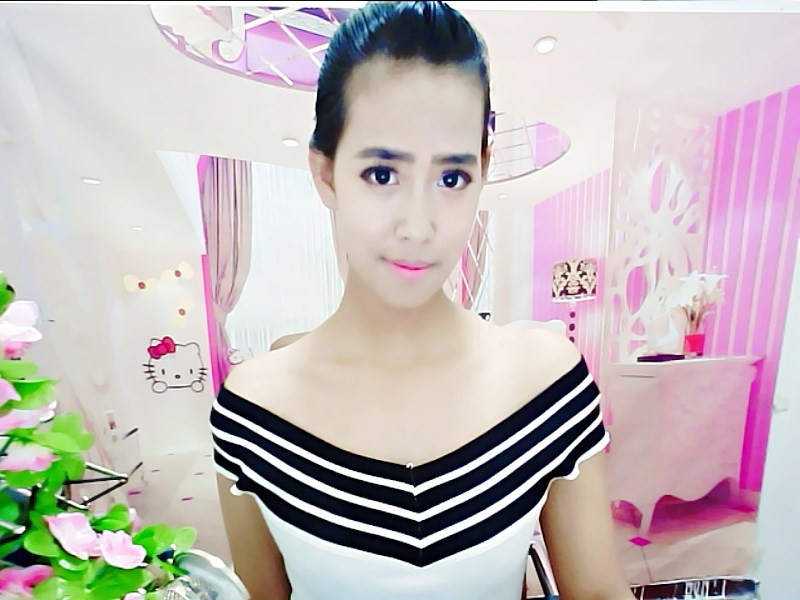 ╰妍小妖゜的主播照片