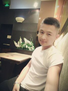 ♛贝多芬的眼睛主播照片