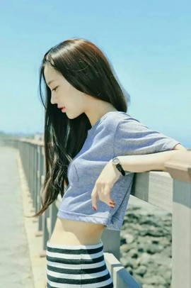 风中的风铃主播照片