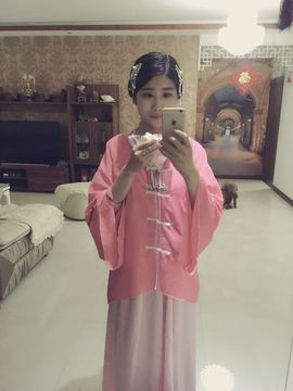 贝克@若离求关注主播照片