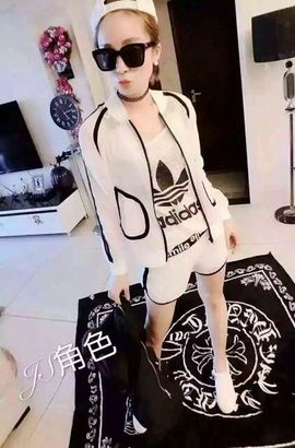 ♬摇滚吧╰☆玲儿姐主播照片