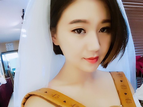 S乀恭喜无语升九海报