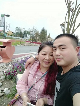 浮生半世弹指间q主播照片