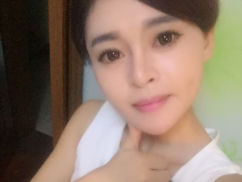 💕筱爷海报