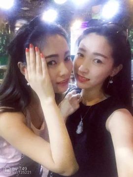 沈蜜儿主播照片