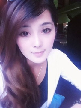 大聆听温主播照片