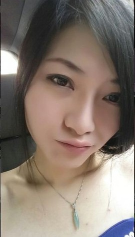 大聆听温主播照片