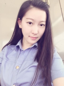 大聆听温主播照片