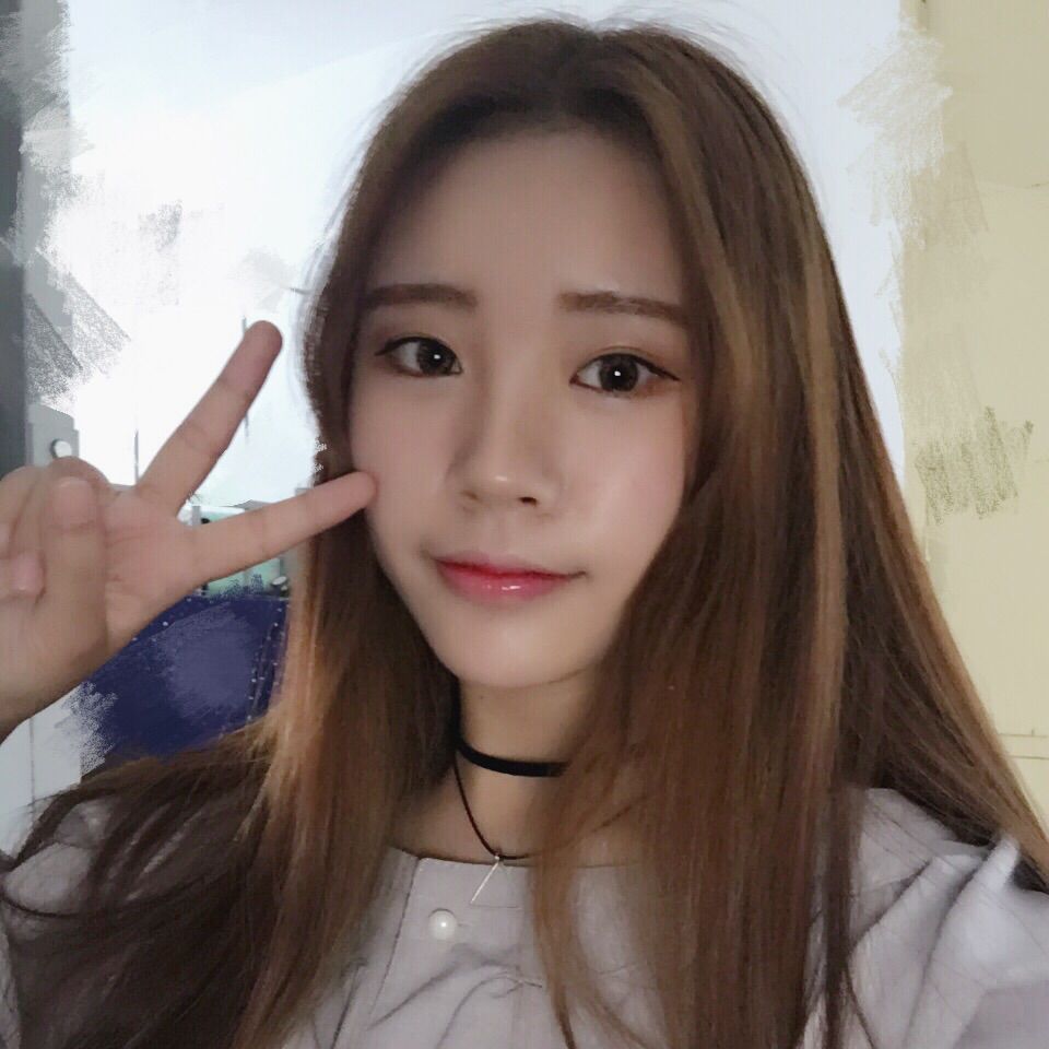 💕雅儿求升级主播照片