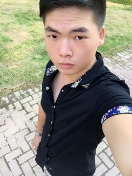 福建❤️龍少😘主播照片