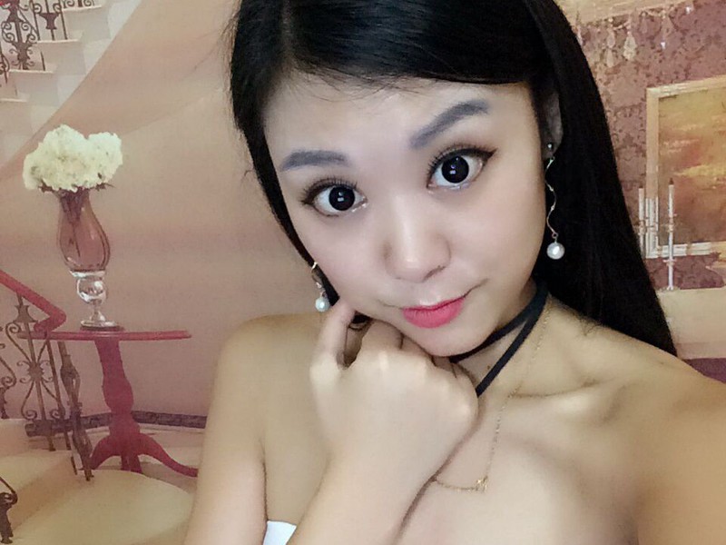 Amy秋小妹的主播海报