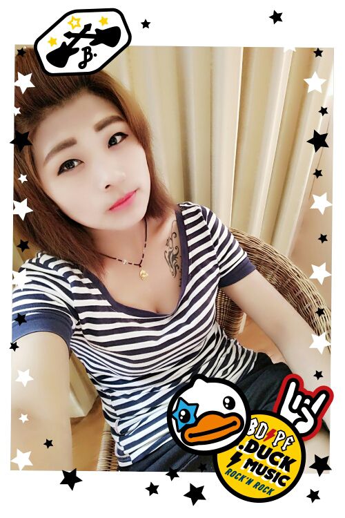 琳琳爱闹的主播照片