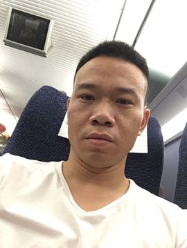 岁月练出男神主播照片