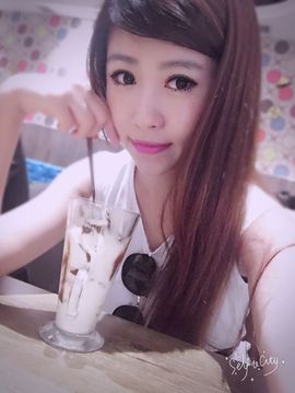 💕小涵涵布兰妮主播照片