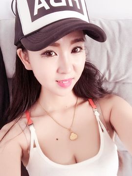 未央暂停播主播照片