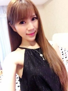 大聆听温主播照片