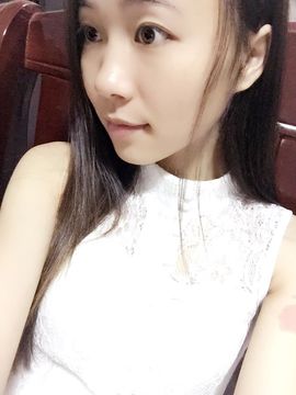 天之蓝乄依依主播照片